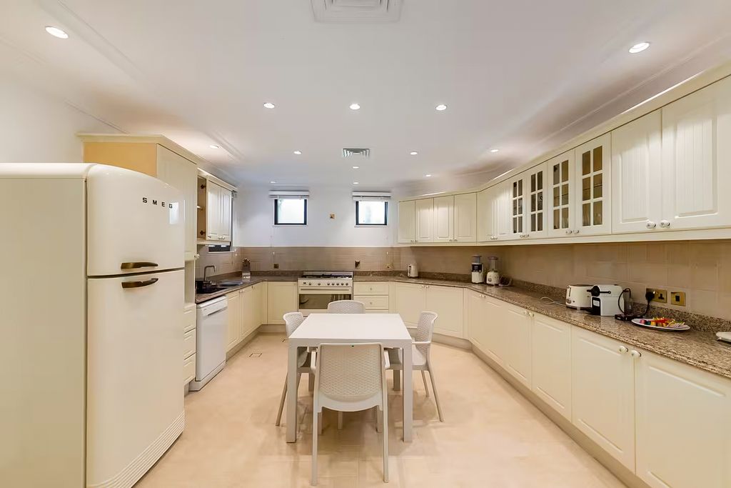 Villa Jemine UAE Olivers Travels 5
