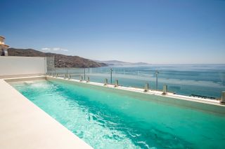 El Mar Diez Costa Tropical Olivers Travels 01