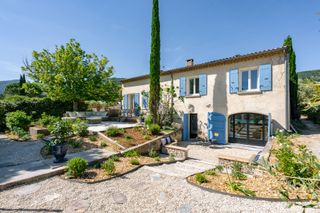 Villa Petit Bleu CH Provence OliversTravels 1