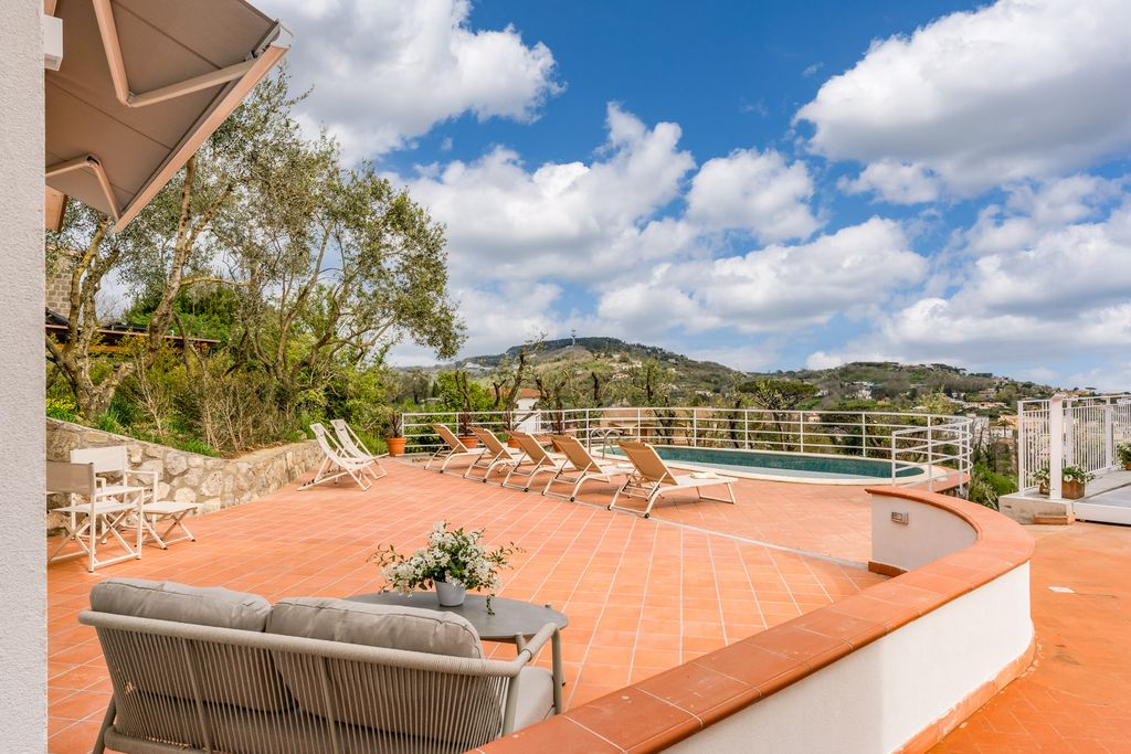 Villa Orologio Sorrento OliversTravels 1