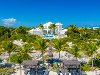 Bay Pearl TurksandCaicos Olivers Travels 1