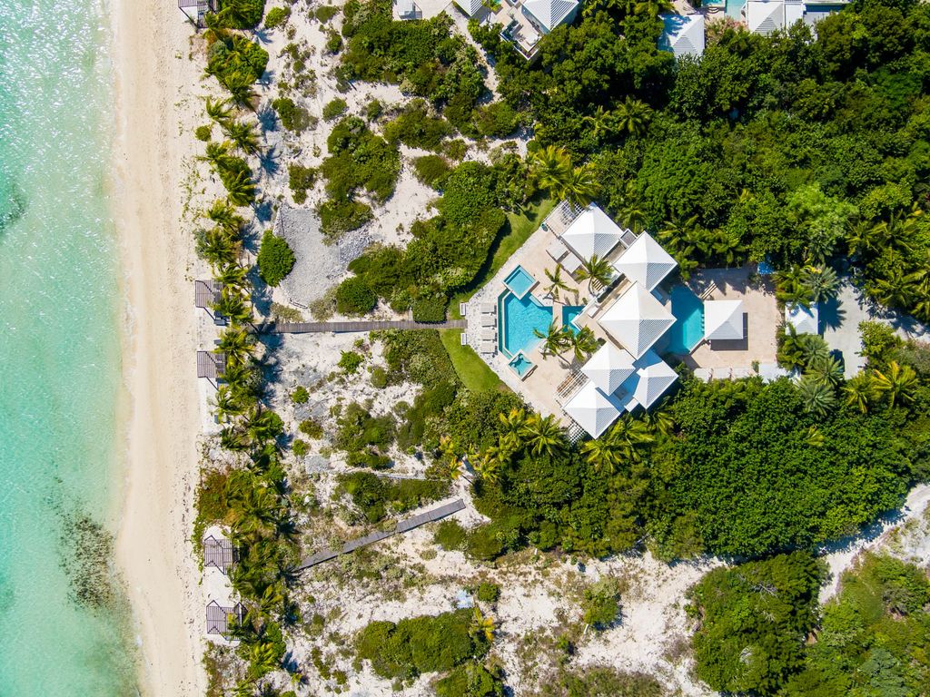 Bay Pearl TurksandCaicos Olivers Travels 2