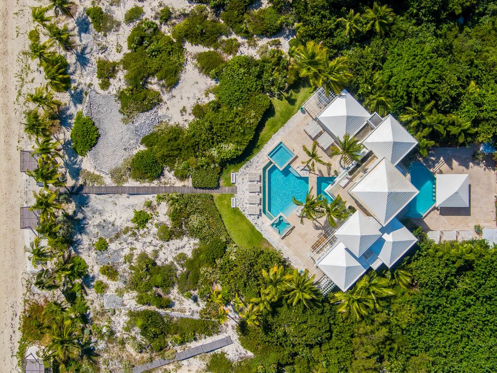 Harbor Pearl TurksandCaicos Olivers Travels 2