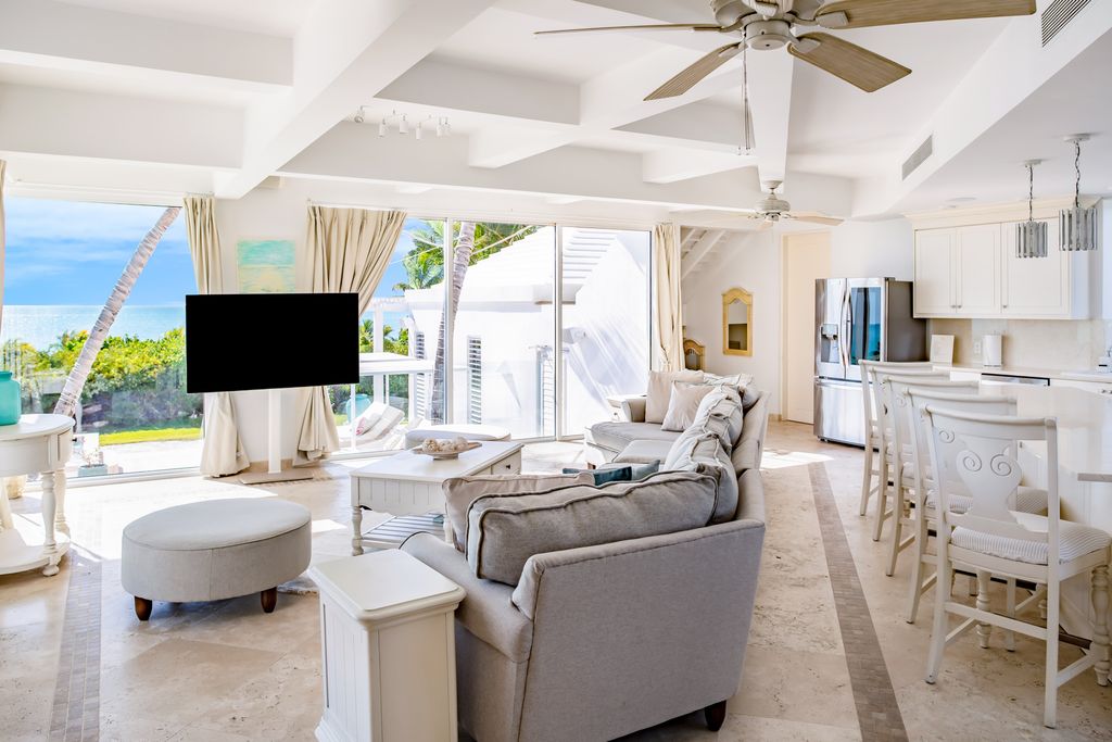 Lagoon Pearl 1 Turks and Caicos OliversTravels 3