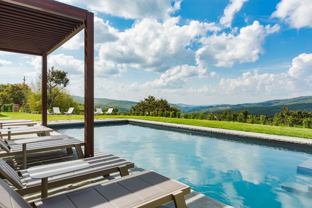 Villa Sienese Del Tramonto Tuscany OliversTravel 2