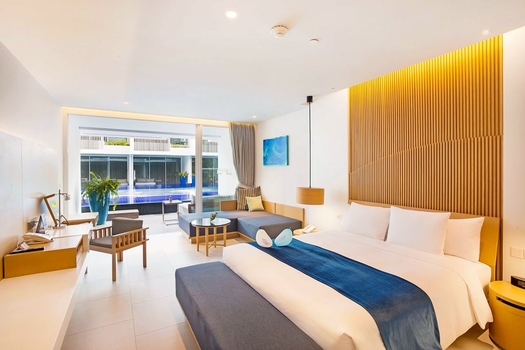 Ace Deluxe Pool Access Thailand Olivers Travels 1