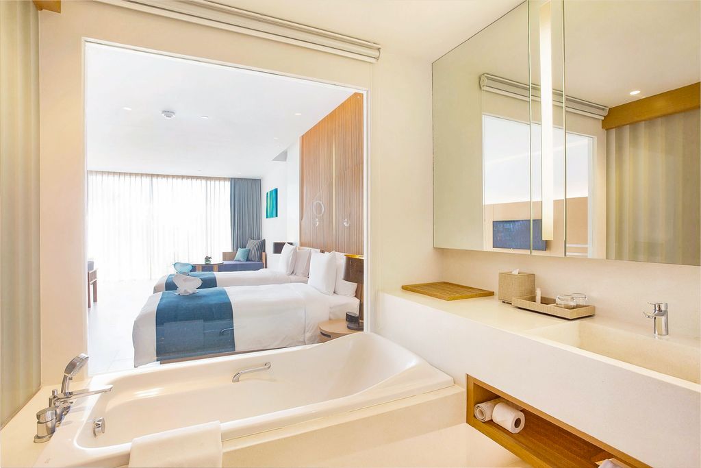 Ace Deluxe Pool Access Thailand Olivers Travels 3