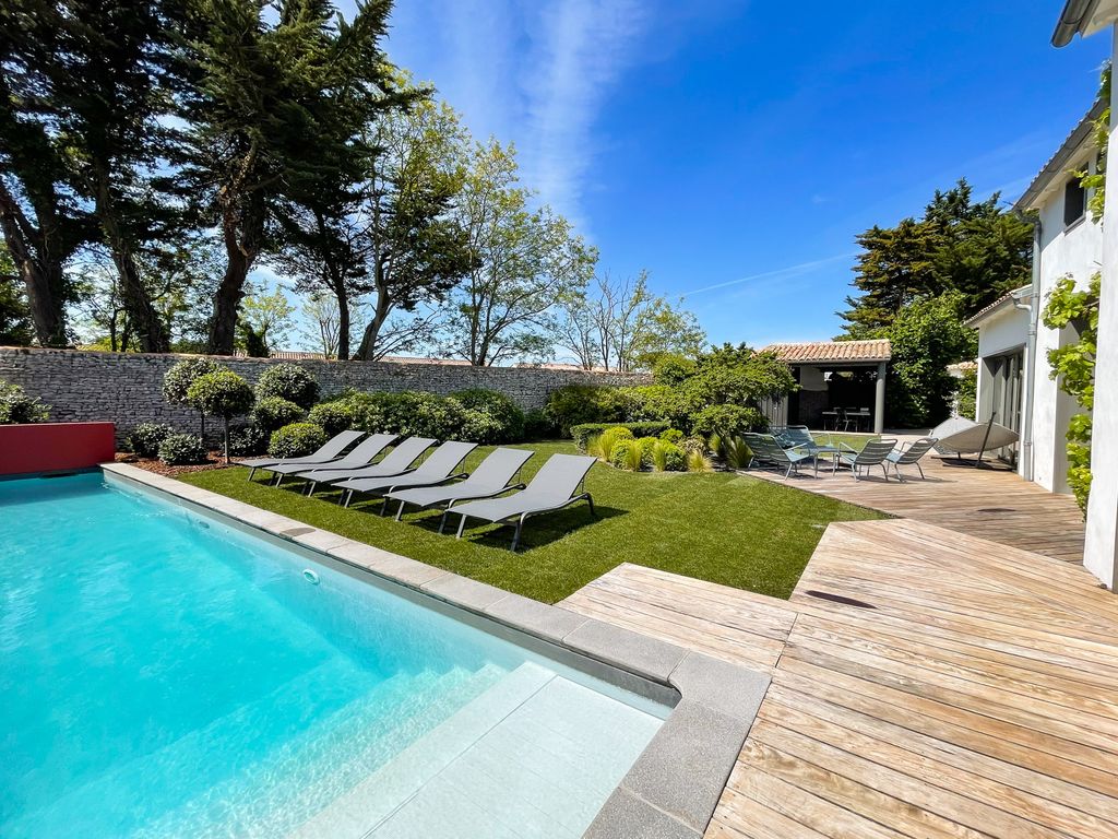 La Maison Neige Luberon Olivers Travels 2