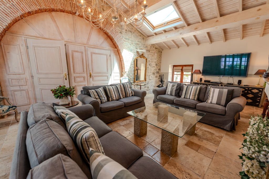 Domaine de Nerige Midi Pyrenees PF OliversTravels 4