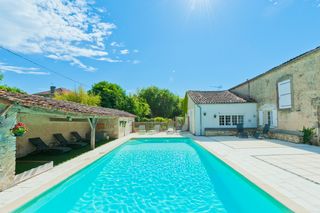 Maison Joutard Aquitane PF OliversTravels 1