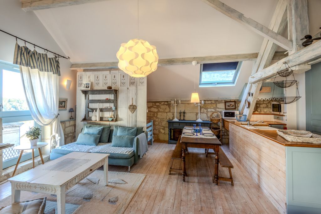 La Petite Maison Bleue Loire Valley Olivers Travels 4