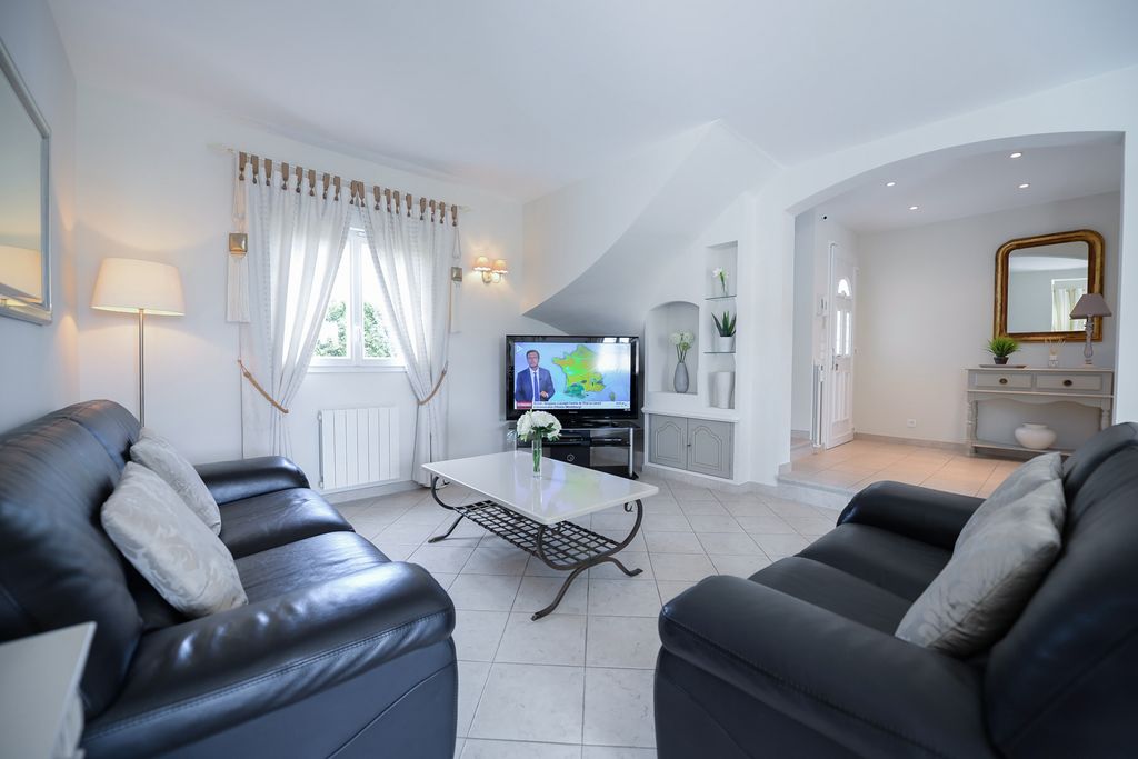 Villa Bellara French Riviera PF OliversTravels 3