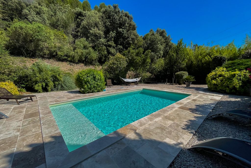 La Valentine PF Provence Olivers Travels 2