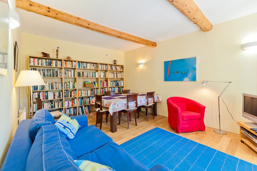 Maison de la Mairie Languedoc PF Olivers Travels 5