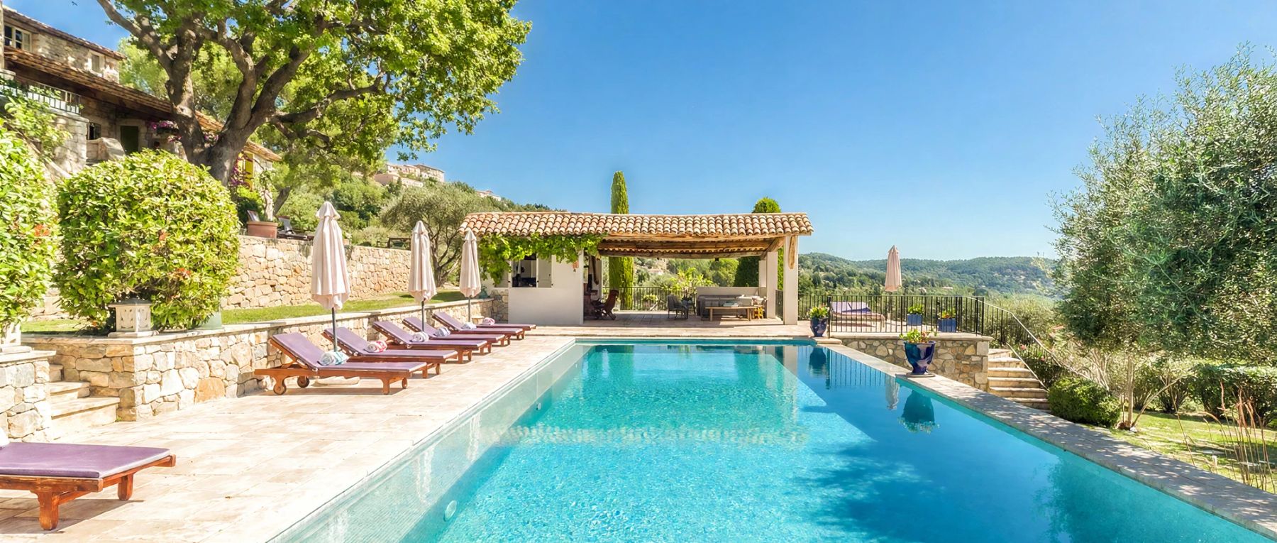 001 la bastide bellevie pigeonnier south of france olivers travels desktop center
