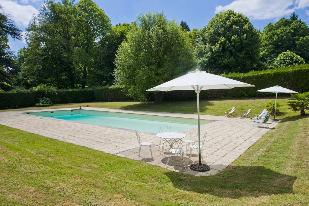 Chateau Limousin Loire Valley Olivers Travels 2