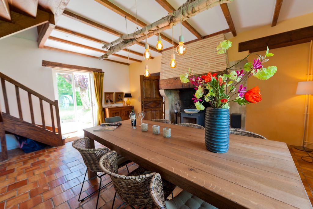 Maison Douzains Dordogne PF OliversTravels 4