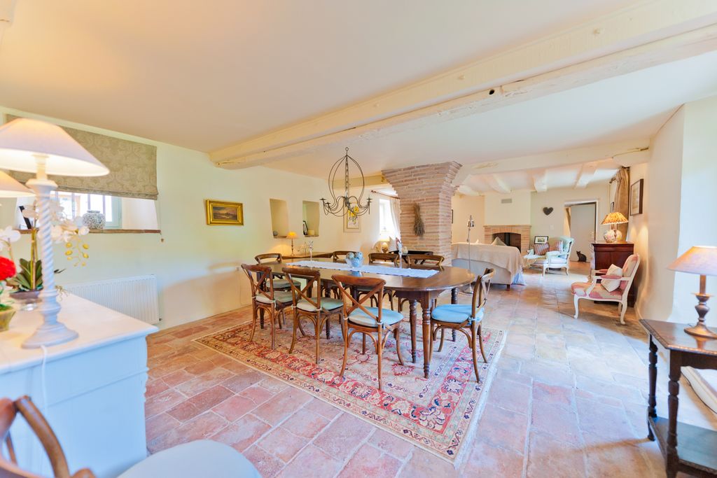 Maison Augustine Midi Pyrenees PF Oliver'sTravels 5