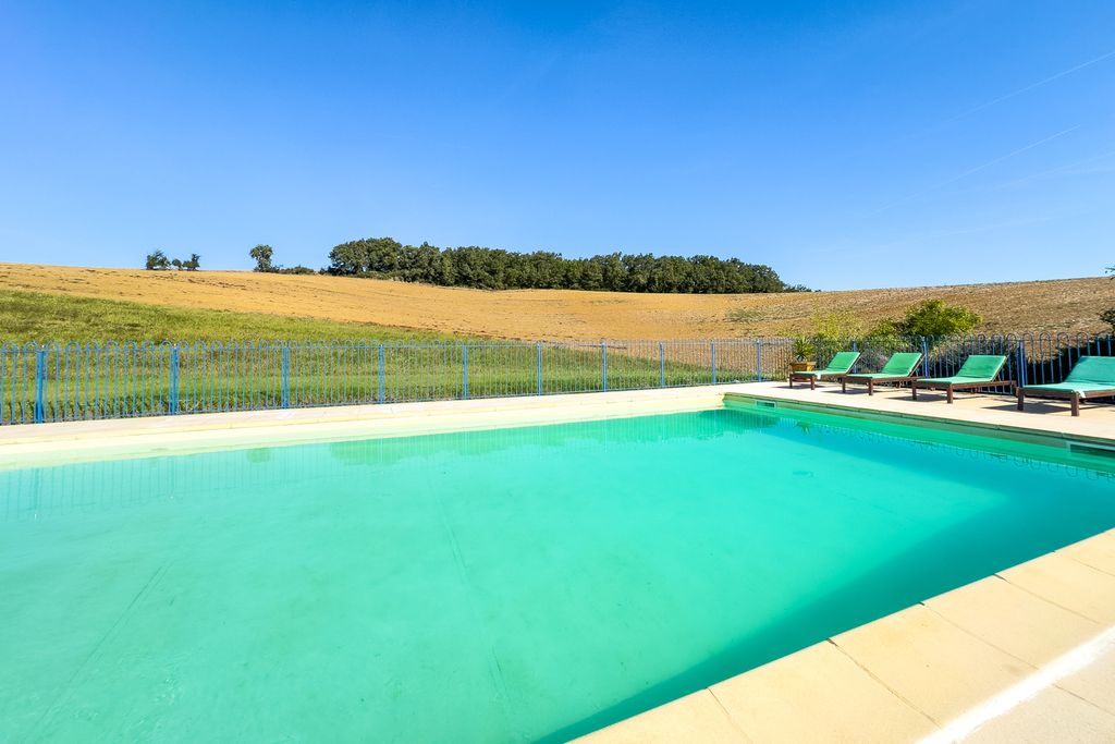 La Rouquette Midi Pyrenees PF OliversTravels 2