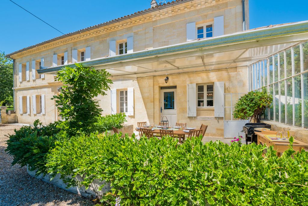 Le Petit Palais Aquitaine Olivers Travels 2