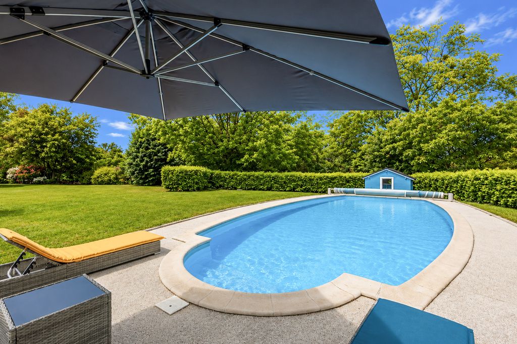 Maison Labarde Dordogne PF Olivers Travels 5