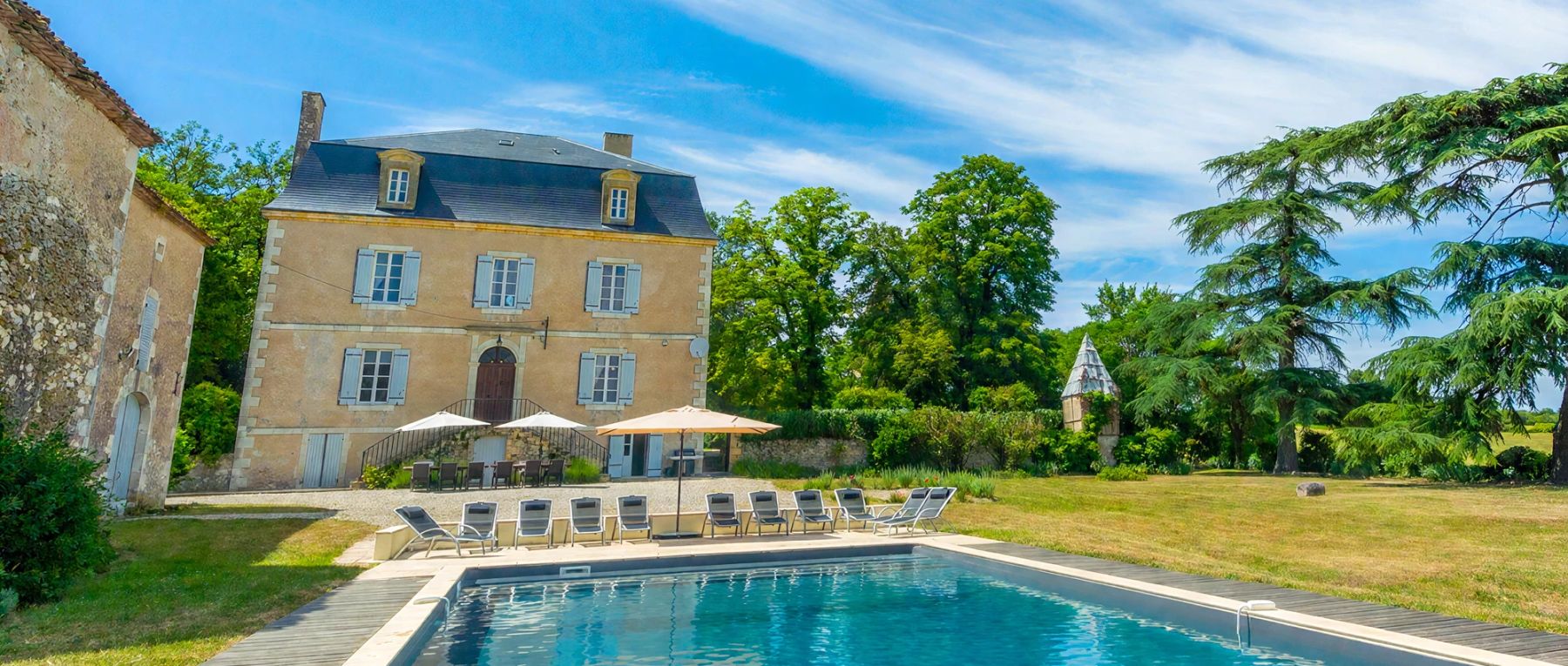 001 le manoir de monflanquin south west france olivers travels desktop center