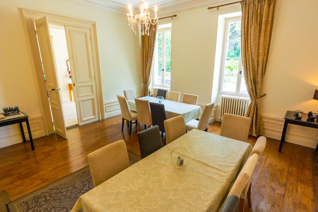 Le Manoir de Monflanquin Dordogne PF OliversTravels 4