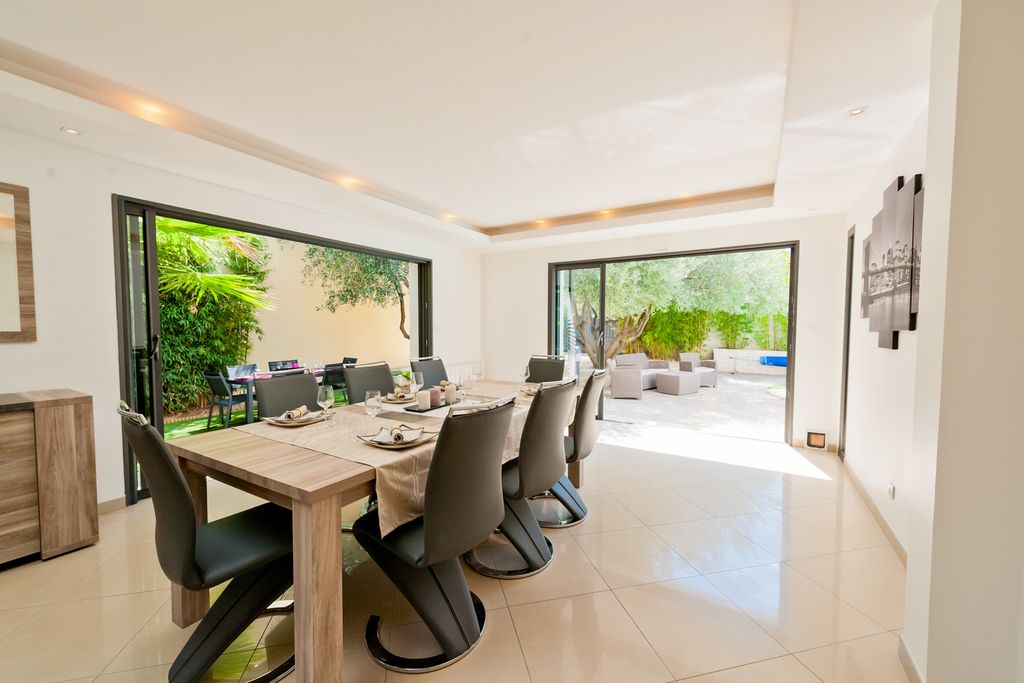 Maison L'Éveque Languedoc OliversTravels 4