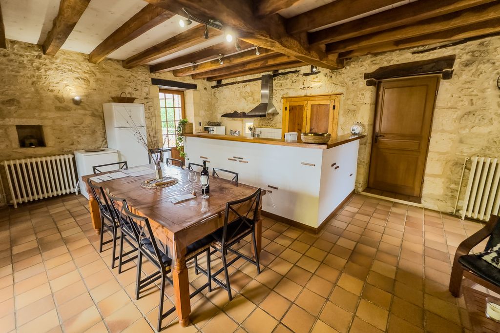 Orchard Farmhouse Dordogne PF OliversTravels 4
