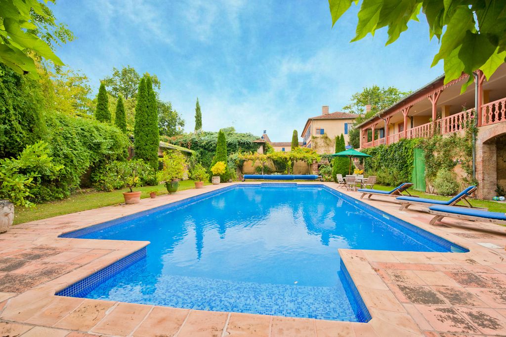 Chateau de Gaujac PF OliversTravels 2