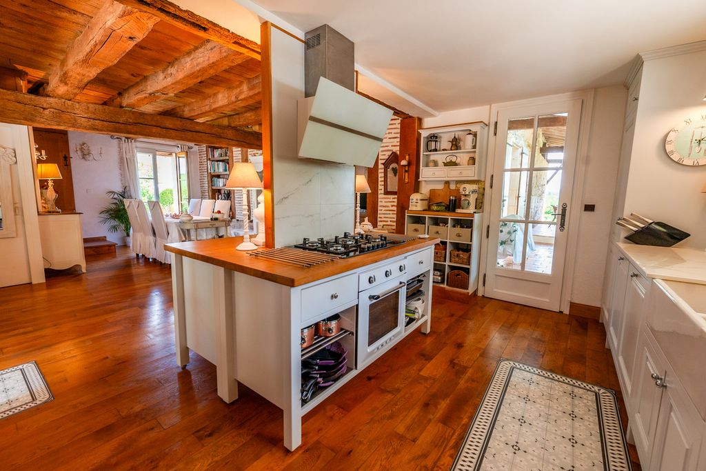 Les Chapoux Aquitane PF OliversTravels 5