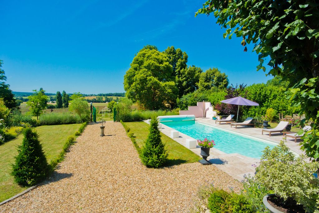 Manoir de Fouilloux Dordogne PF OliversTravels 2