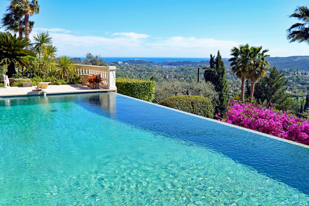 Les Fumerates French Riviera PF OliversTravels 2