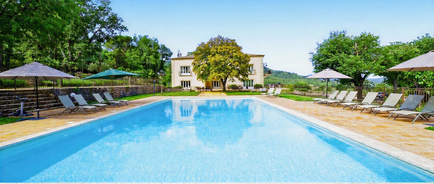 001 la maison papillon south of france olivers travels desktop center