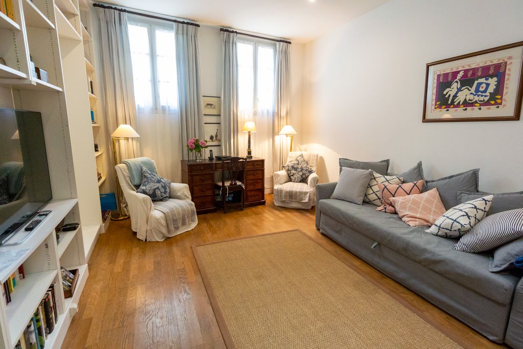 La Maison Blanche Aquitane PF OliversTravels 3