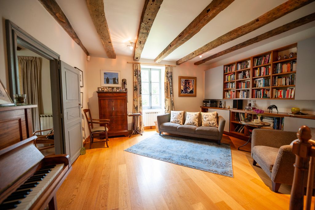 Le Mas Cregols Midi Pyrenees PF OliversTravels 3