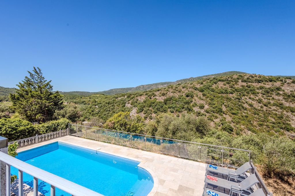 Villa Laviniere PF Languedoc Olivers Travels 02