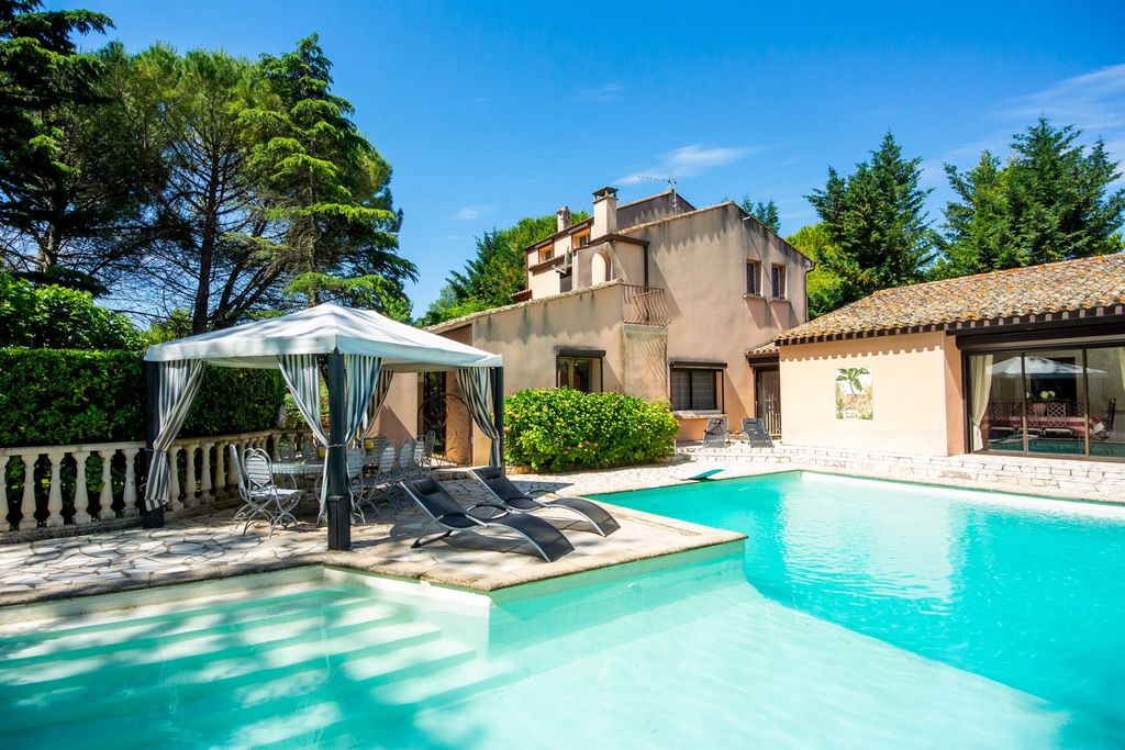 Villa Le Parc Languedoc PF Olivers Travels 1