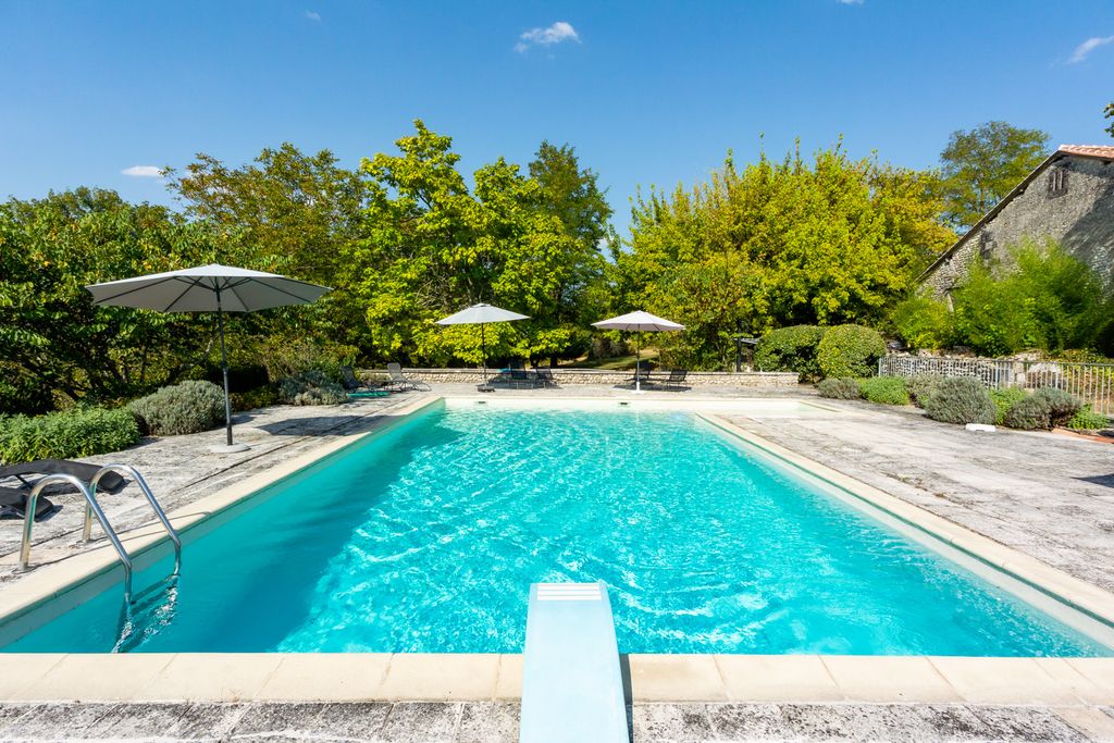 La Barde Dordogne PF OliversTravels 2