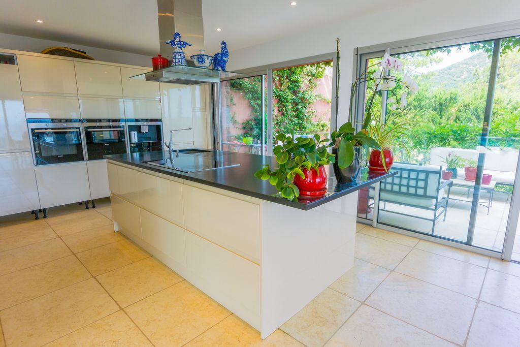 Villa Saint Martin PF French Riviera OliversTravels 5