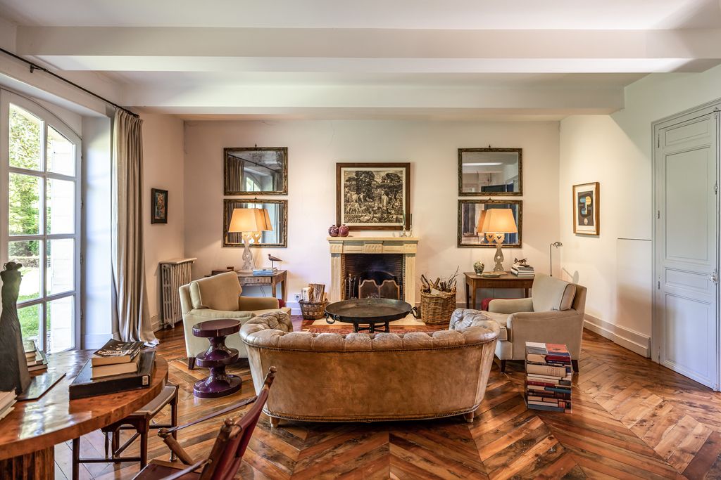 Le Manoir Alvere PF Dordogne Olivers Travels 03
