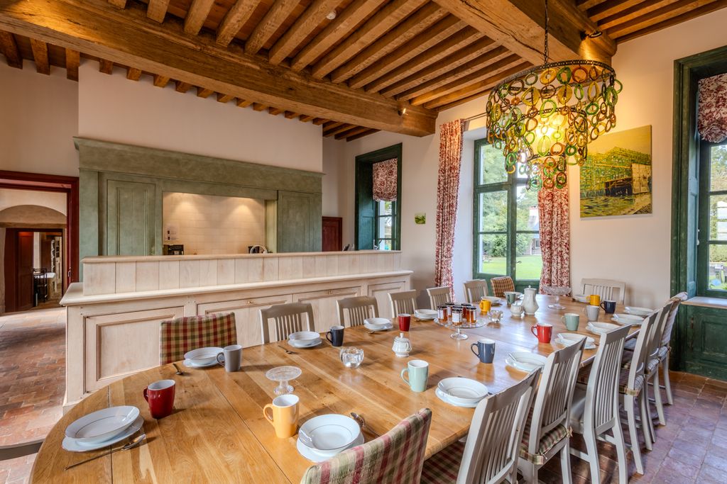 Chateau La Noraye PF OliversTravels 4