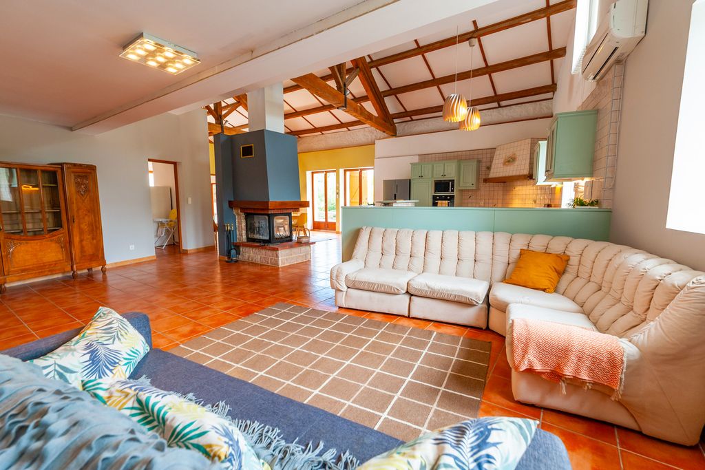 A Cote de L'O Languedoc PF OliversTravels 3