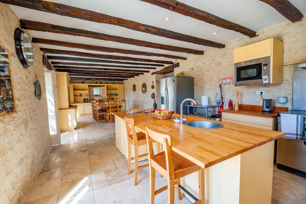 Le Mas de Combet Aquitane OliversTravels 5