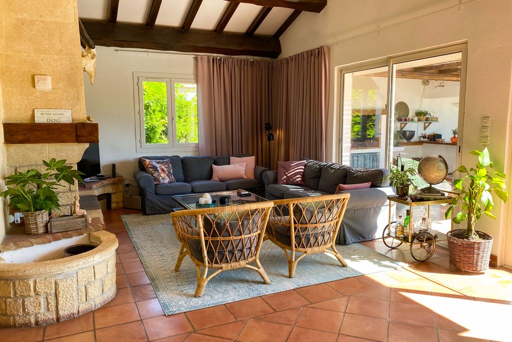 Villa Vue du Chateau Languedoc PF OliversTravels 3