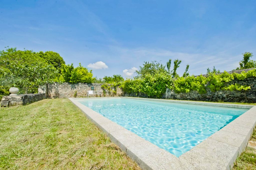 La Petite Maison des Artistes PF OliversTravels 1