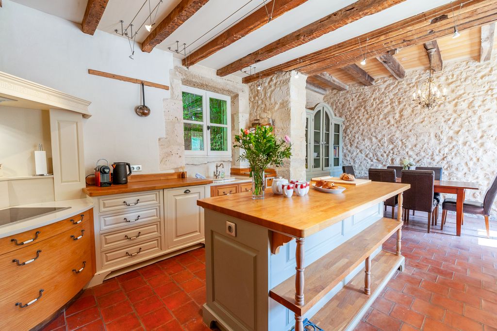 Villa du Chateau Aquitane PF OliversTravels 5