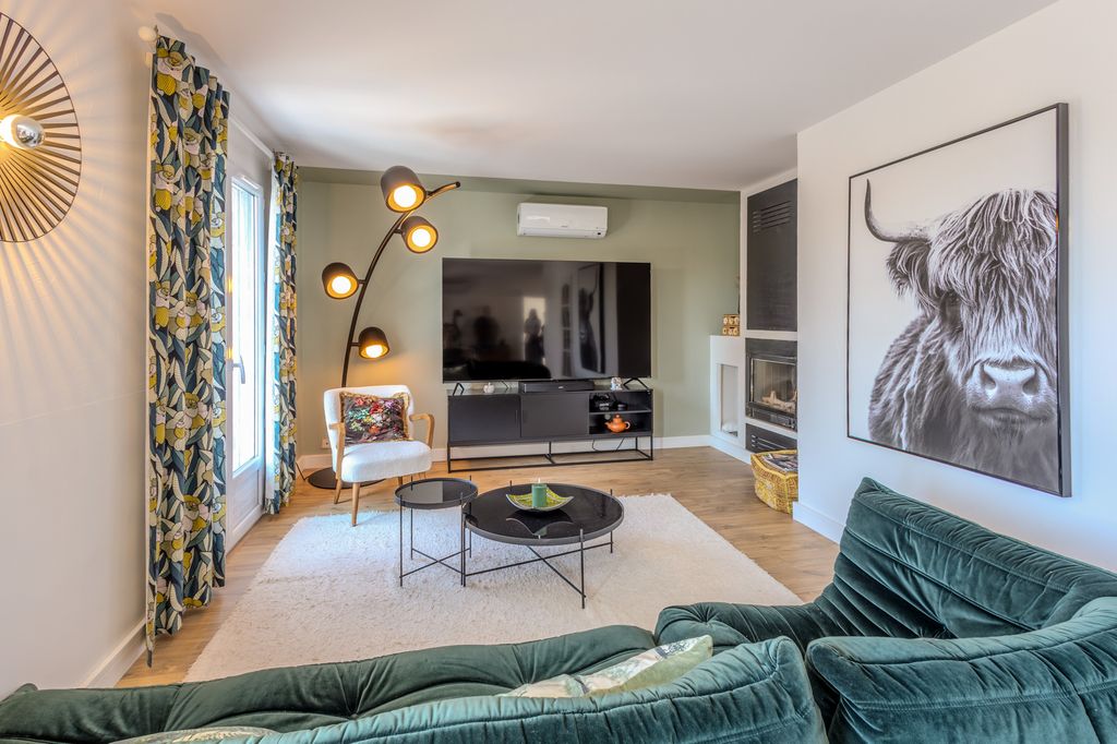 Maison Valiere PF Languedoc Olivers Travels 3