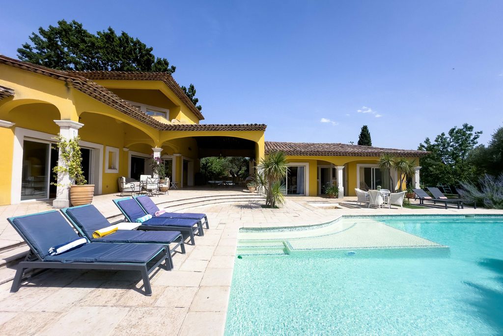 Villa Chautard PF Provence Olivers Travels 5