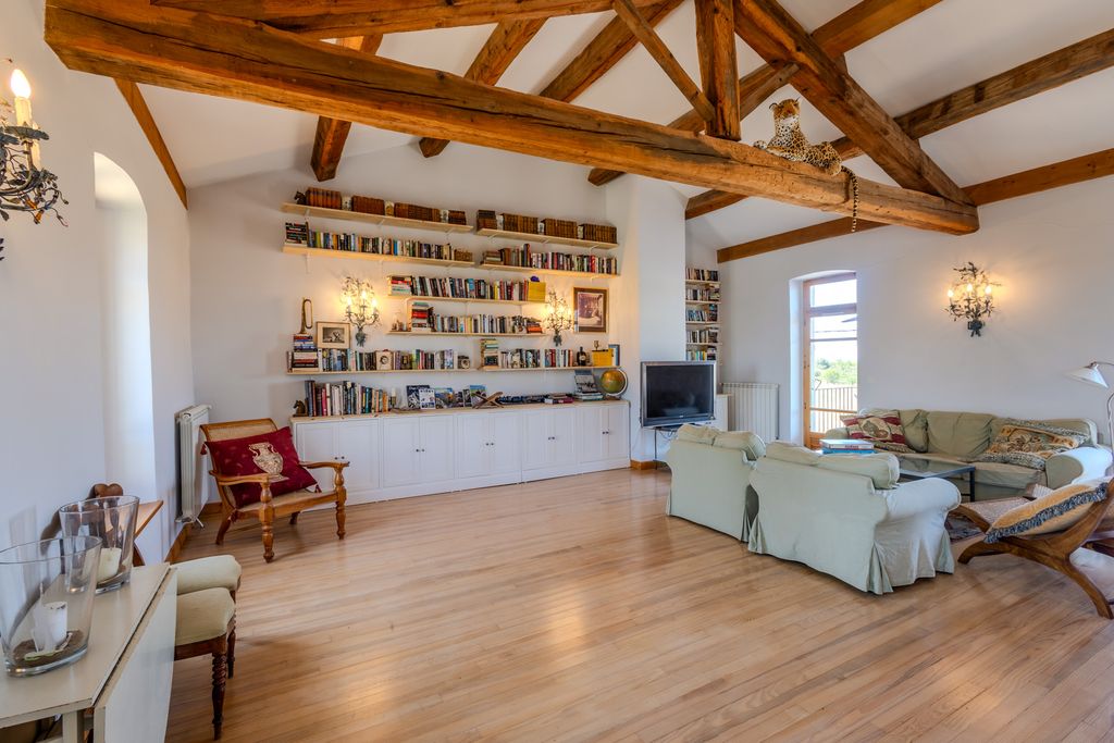 Maison Saint Julien Languedoc PF OliversTravels 3